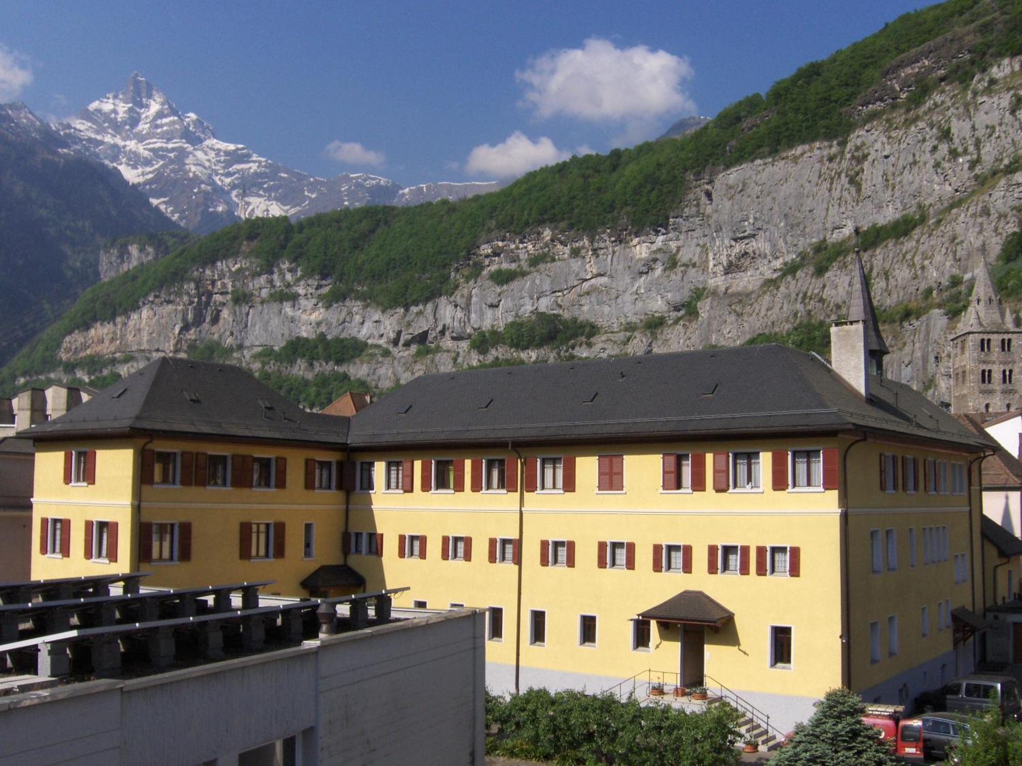 Hotellerie Franciscaine Saint-Maurice Exterior photo